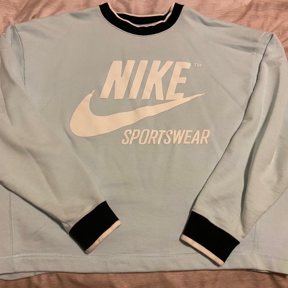 Nike Sweaters - Nike Crewneck